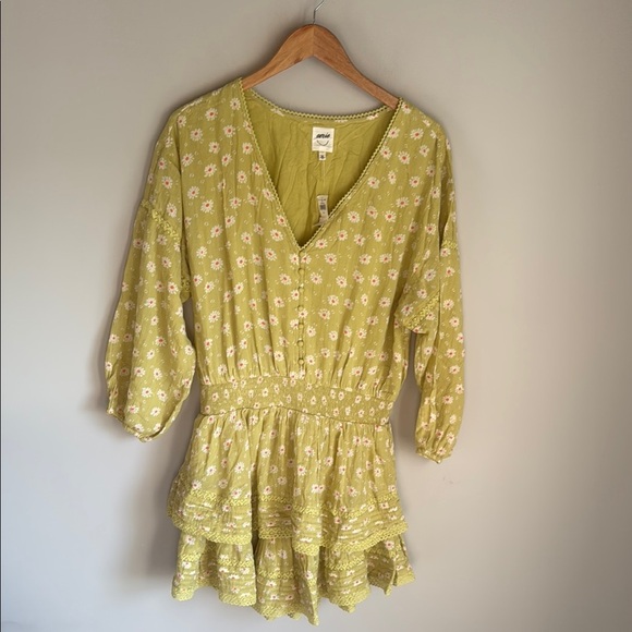 NEW Aerie  Floral Rock 'n' Ruffle Mini Dress Large - Picture 2 of 9